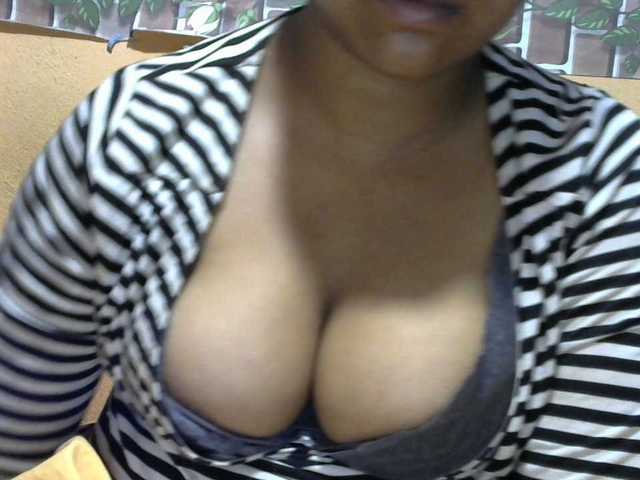 Sandiesexy live cam on BongaCams