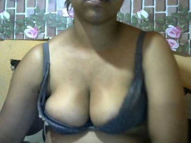 Sandiesexy live cam on BongaCams