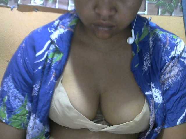 Sandiesexy live cam on BongaCams