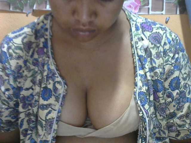 Sandiesexy live cam on BongaCams