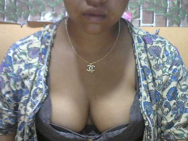 Sandiesexy live cam on BongaCams