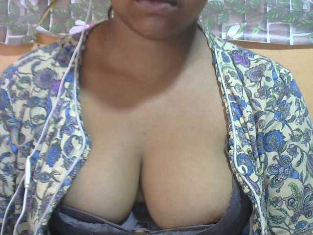 Sandiesexy live cam on BongaCams