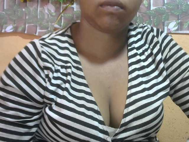 Sandiesexy live cam on BongaCams