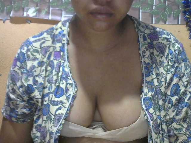 Sandiesexy live cam on BongaCams