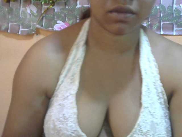 Sandiesexy live cam on BongaCams