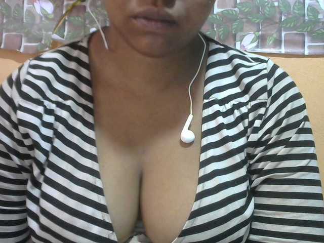Sandiesexy live cam on BongaCams