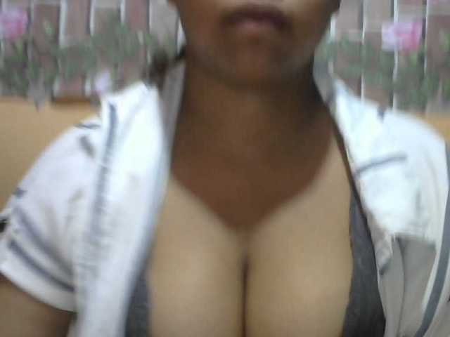 Sandiesexy live cam on BongaCams