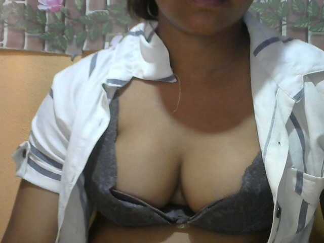 Sandiesexy live cam on BongaCams