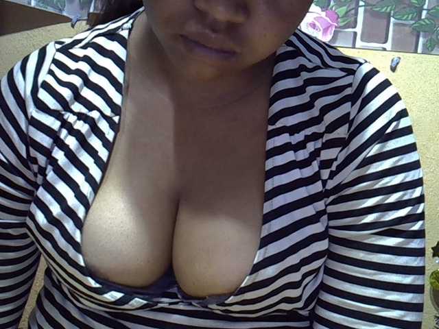 Sandiesexy live cam on BongaCams