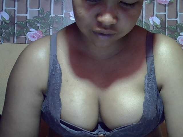 Sandiesexy live cam on BongaCams