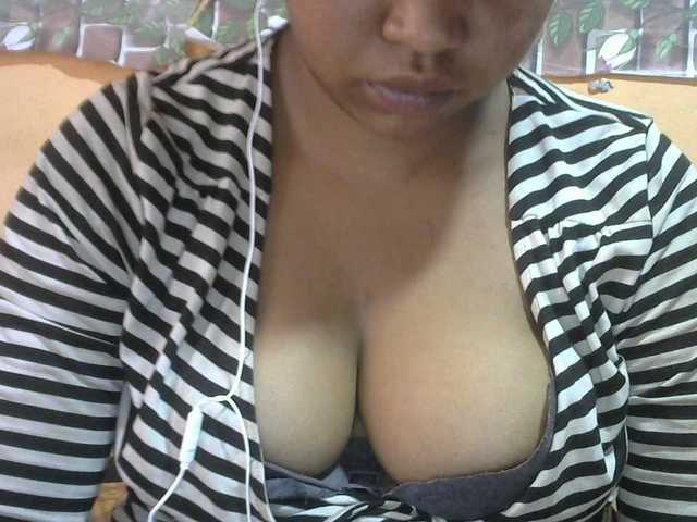 Sandiesexy live cam on BongaCams