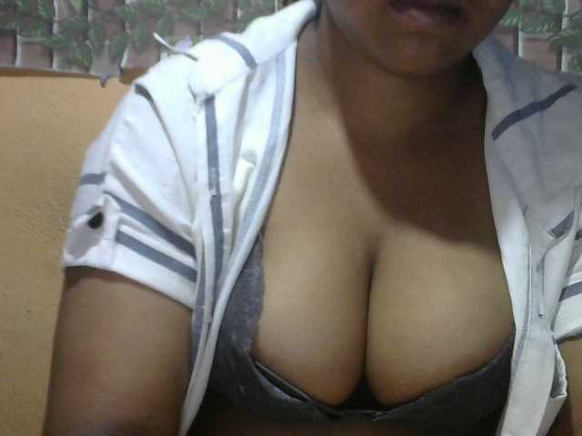 Sandiesexy live cam on BongaCams