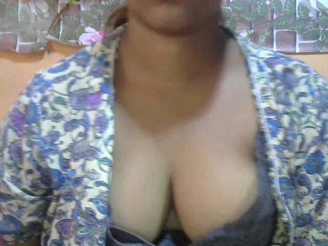 Sandiesexy live cam on BongaCams