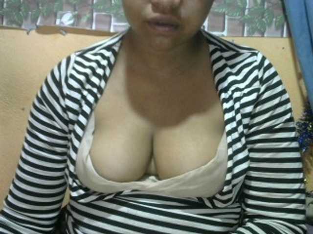 Sandiesexy live cam on BongaCams