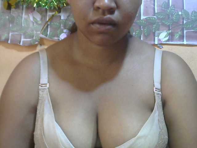 Sandiesexy live cam on BongaCams