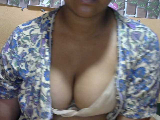 Sandiesexy live cam on BongaCams