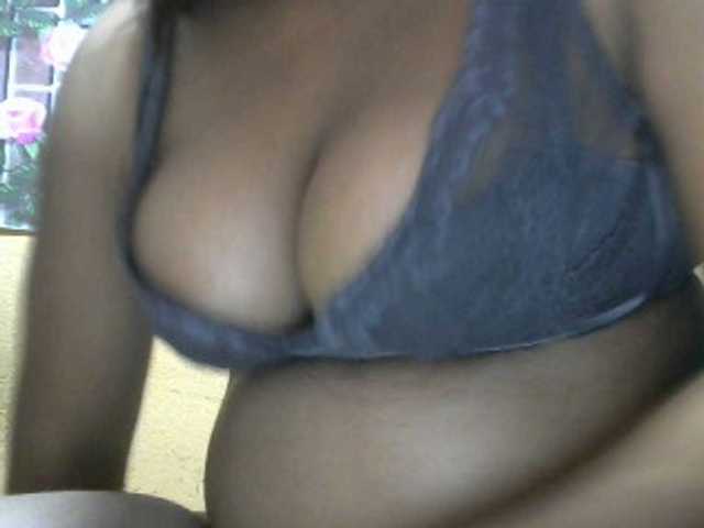 Sandiesexy live cam on BongaCams