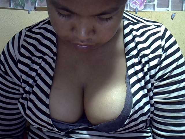 Sandiesexy live cam on BongaCams