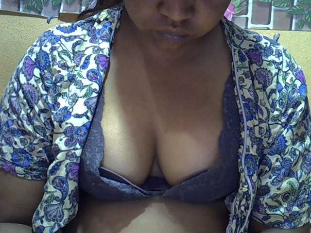 Sandiesexy live cam on BongaCams