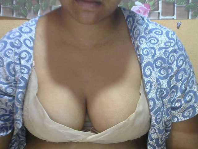 Sandiesexy live cam on BongaCams