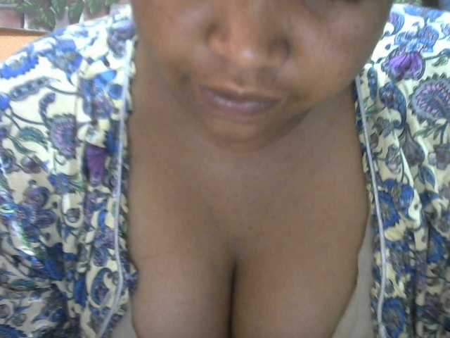 Sandiesexy live cam on BongaCams
