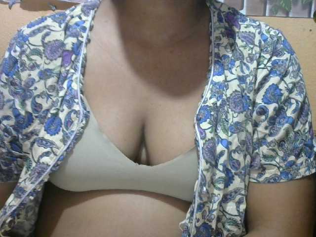 Sandiesexy live cam on BongaCams