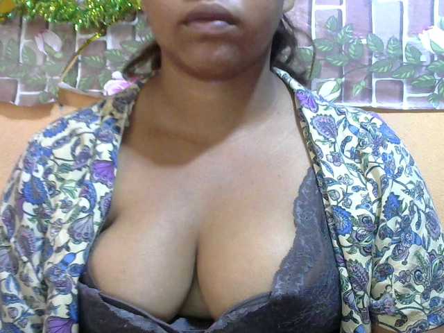 Sandiesexy live cam on BongaCams