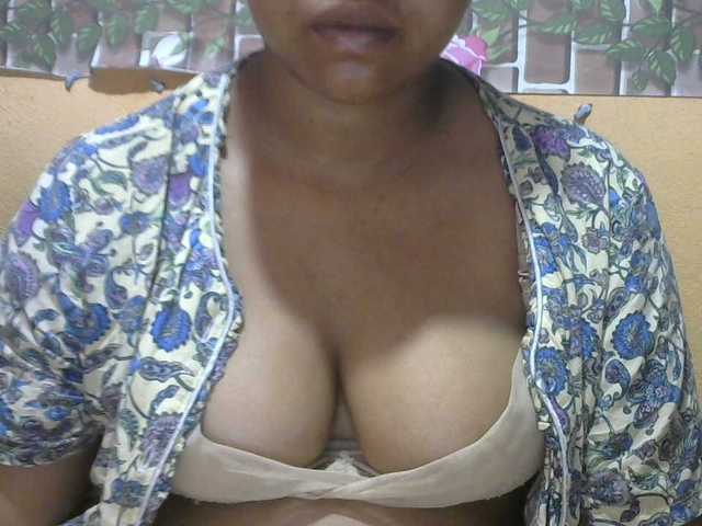 Sandiesexy live cam on BongaCams