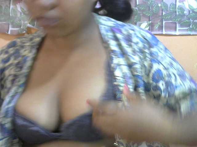 Sandiesexy live cam on BongaCams