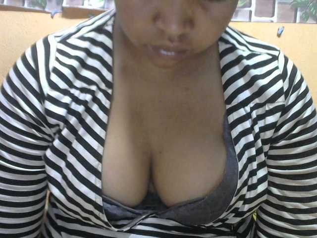Sandiesexy live cam on BongaCams
