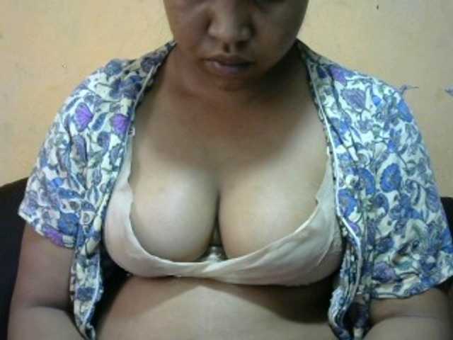 Sandiesexy live cam on BongaCams