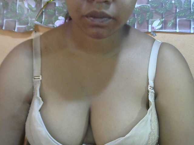 Sandiesexy live cam on BongaCams