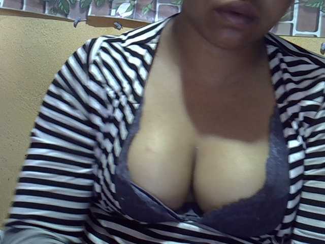 Sandiesexy live cam on BongaCams