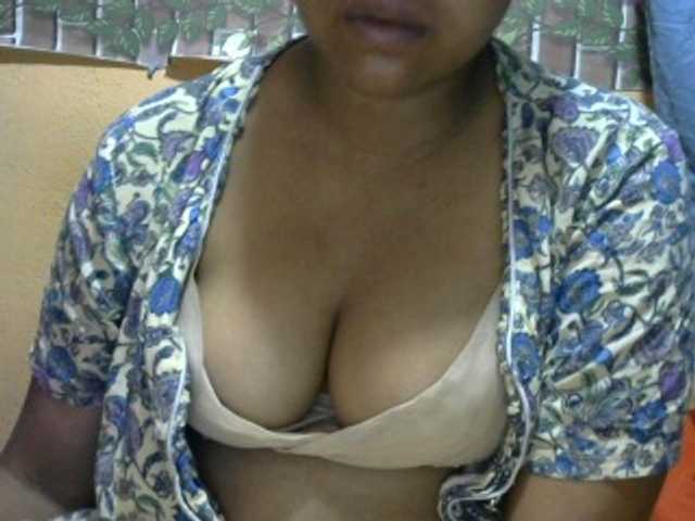 Sandiesexy live cam on BongaCams