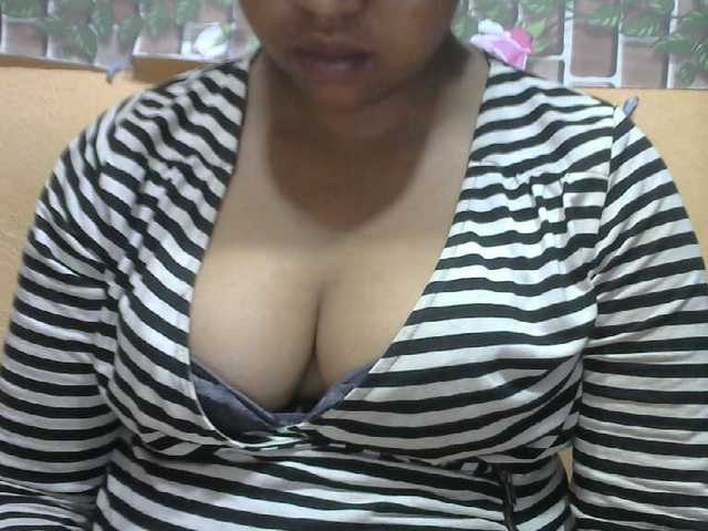 Sandiesexy live cam on BongaCams