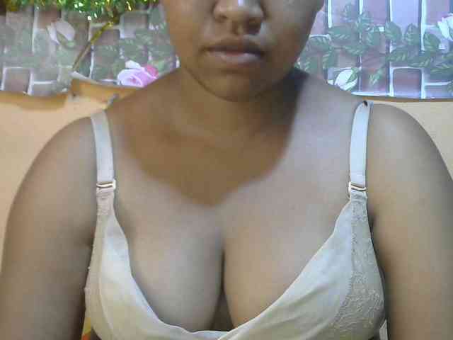 Sandiesexy webcam