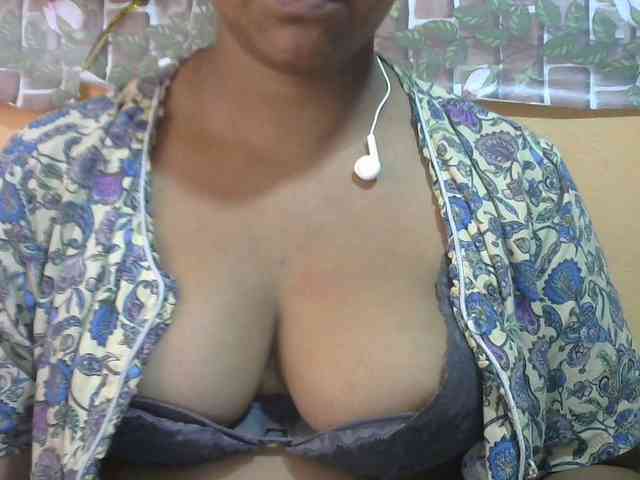 Sandiesexy webcam