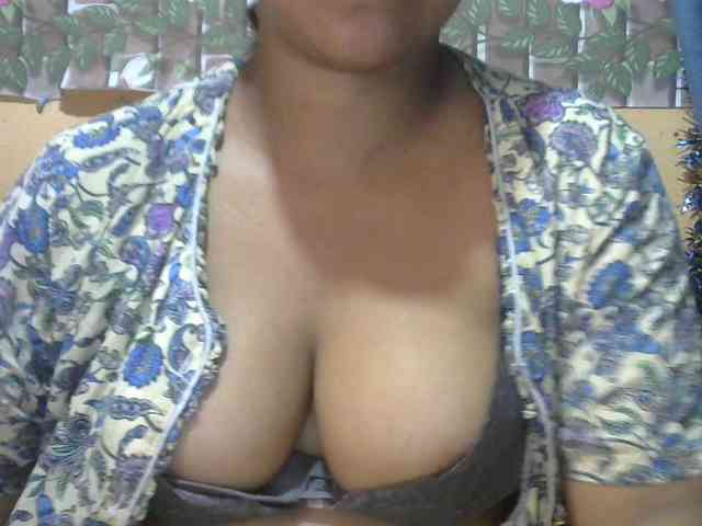 Sandiesexy Live Webcam on BongaCams