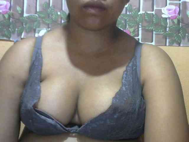 Sandiesexy webcam