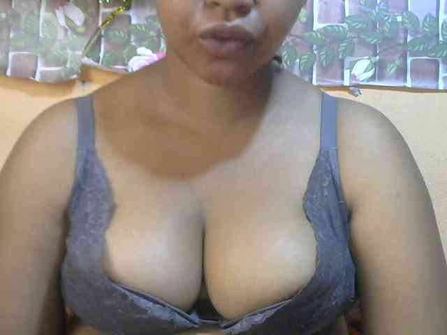 Sandiesexy webcam