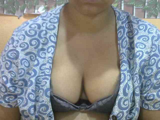 Sandiesexy webcam
