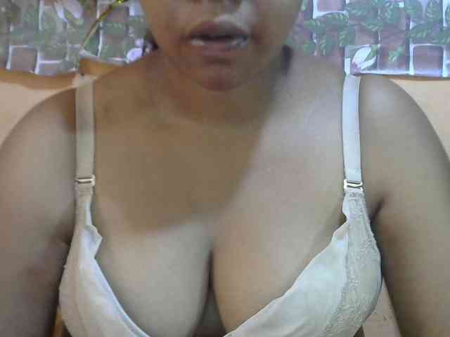 Sandiesexy webcam