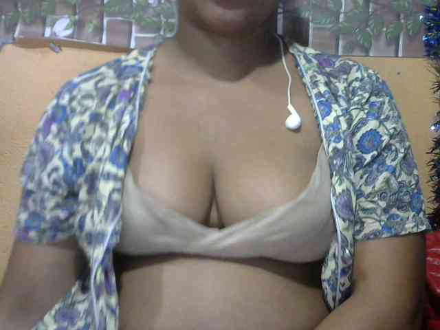 Modelo: Sandiesexy