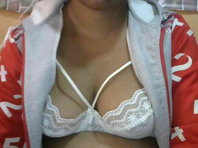 Sandiesexy webcam