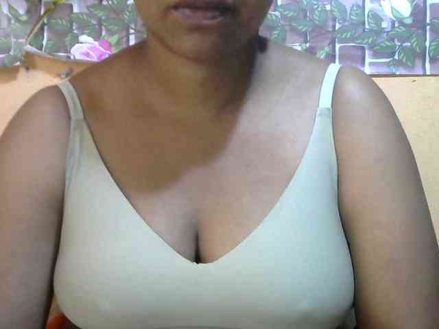 Sandiesexy webcam