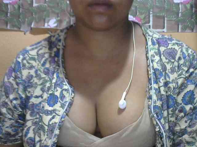 Sandiesexy Live Webcam on BongaCams