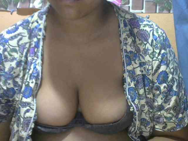 Sandiesexy Live Webcam on BongaCams
