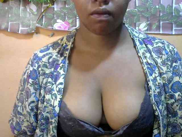 Sandiesexy webcam
