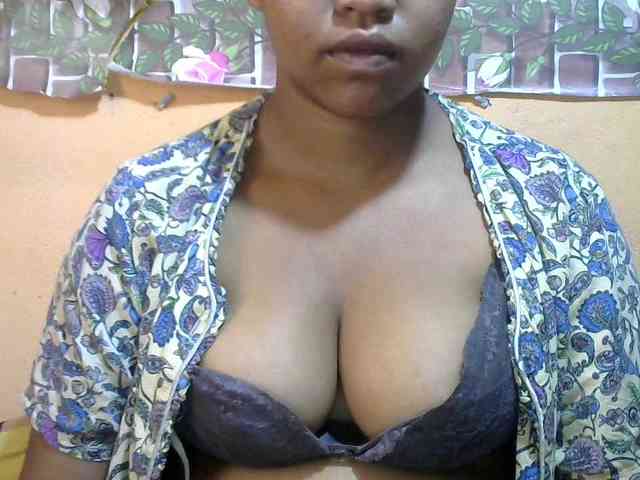 Sandiesexy webcam