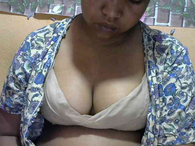 Model: Sandiesexy